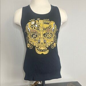 Unique Folter black ribbed tank featuring gold steampunk skull